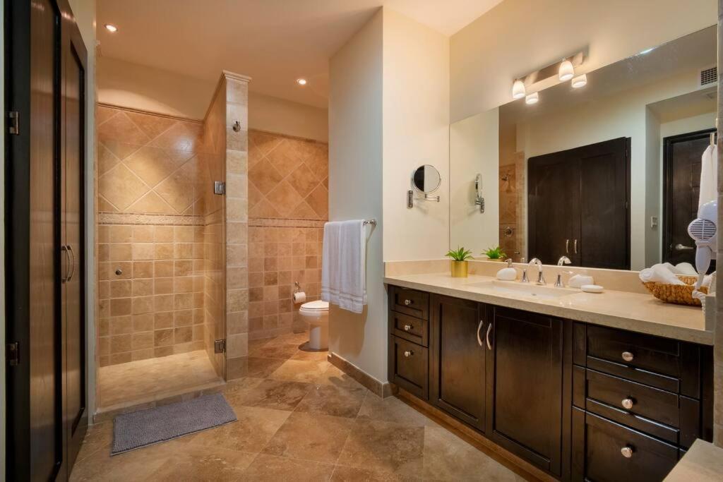 Condo Maravilla - New Luxurious Condo 300Mt From The Beach Cabo San Lucas Exterior photo